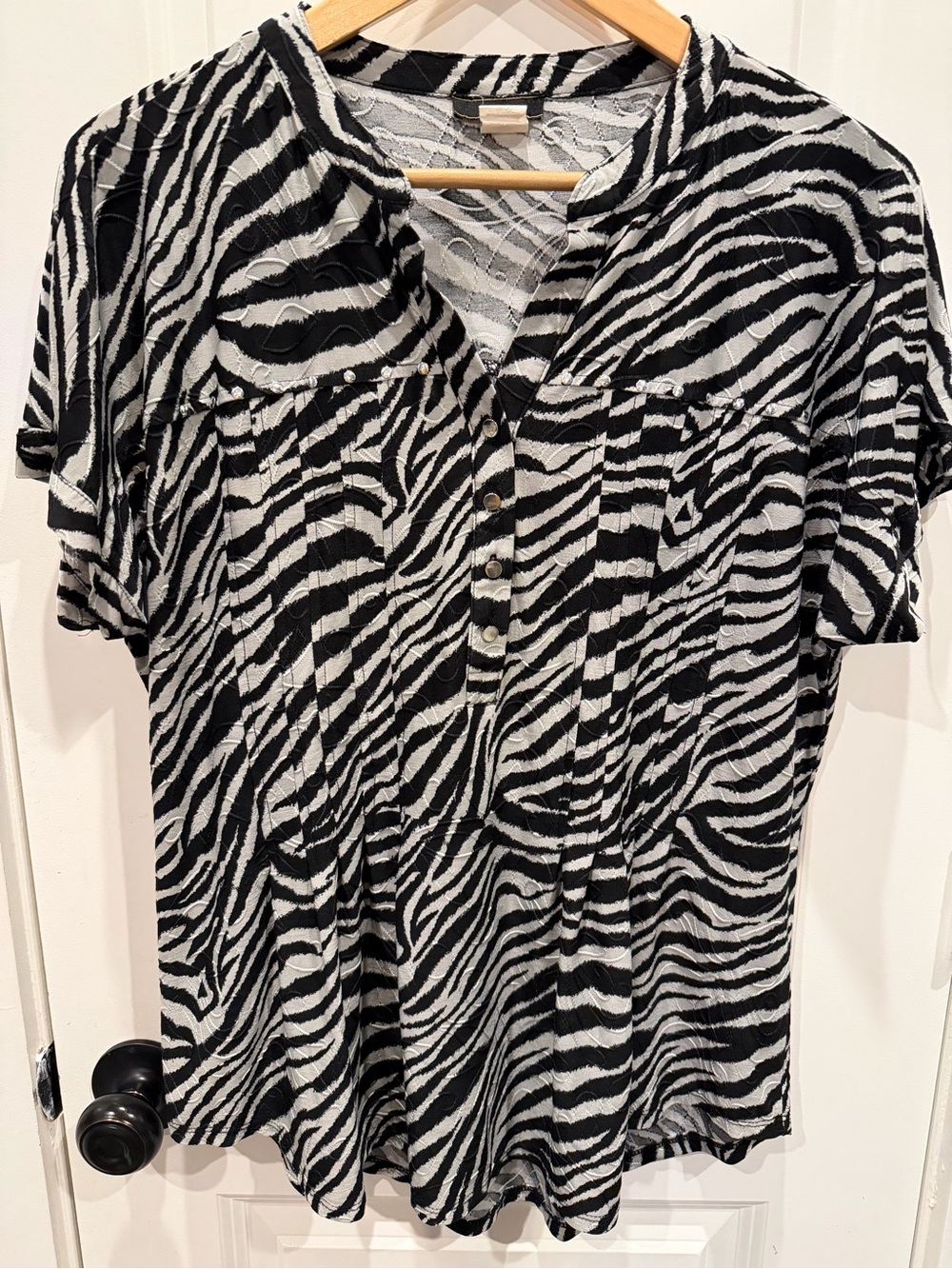 Zebra Print Short Sleeve Women's Top in Black & White